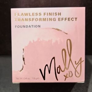 Mally Beauty Flawless Finish Transforming Effect Foundation - Tan